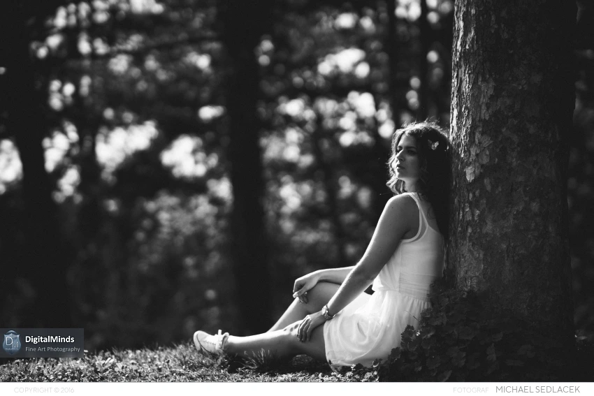 bbres-MnxQb3J0cmFpdHMvMjAxNi9JbnRvIHRoZS