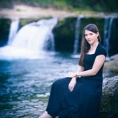Karola-Maria G