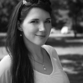 Karola-Maria G