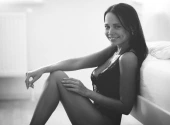 Just Feel Good with Angelina