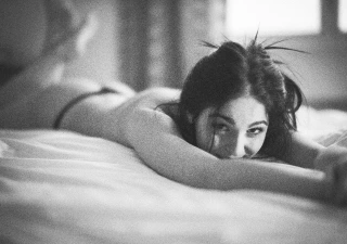 Funny Boudoir Shooting with Sajira and Christian