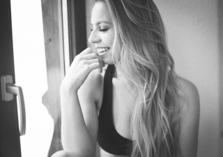 Homeshooting with Corinna