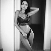 Just Feel Good with Angelina