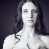 Angelika B