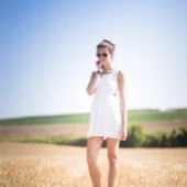 Viktoria W