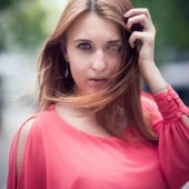 Julia Catarina F