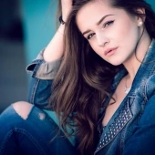 Colorful Life with Selina