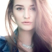 Colorful Life with Selina 