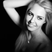 Strictly Black and White with Beatrice