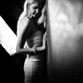 Strictly Black and White with Beatrice