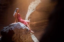 Lightfull Caves with Siani