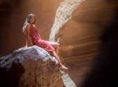 Lightfull Caves with Siani