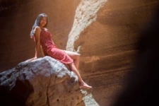 Lightfull Caves with Siani