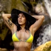 Into The Wild I with Desiree