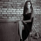 Viktoria W