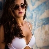 Viktoria W