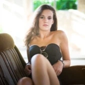Viktoria W