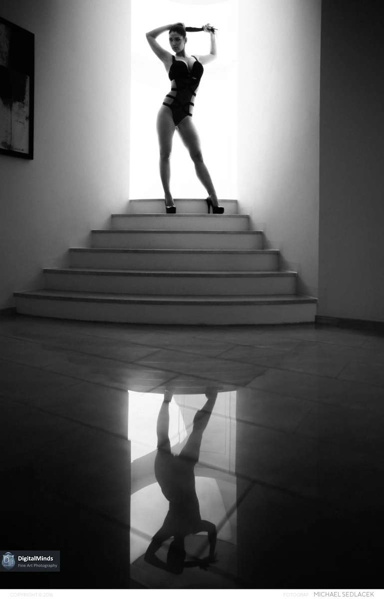 Timeless with Nicolette 02