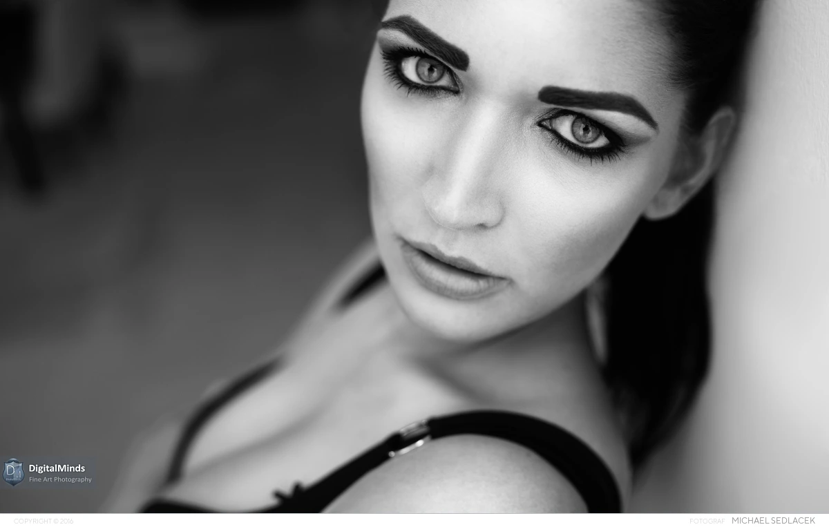 Timeless with Nicolette 06