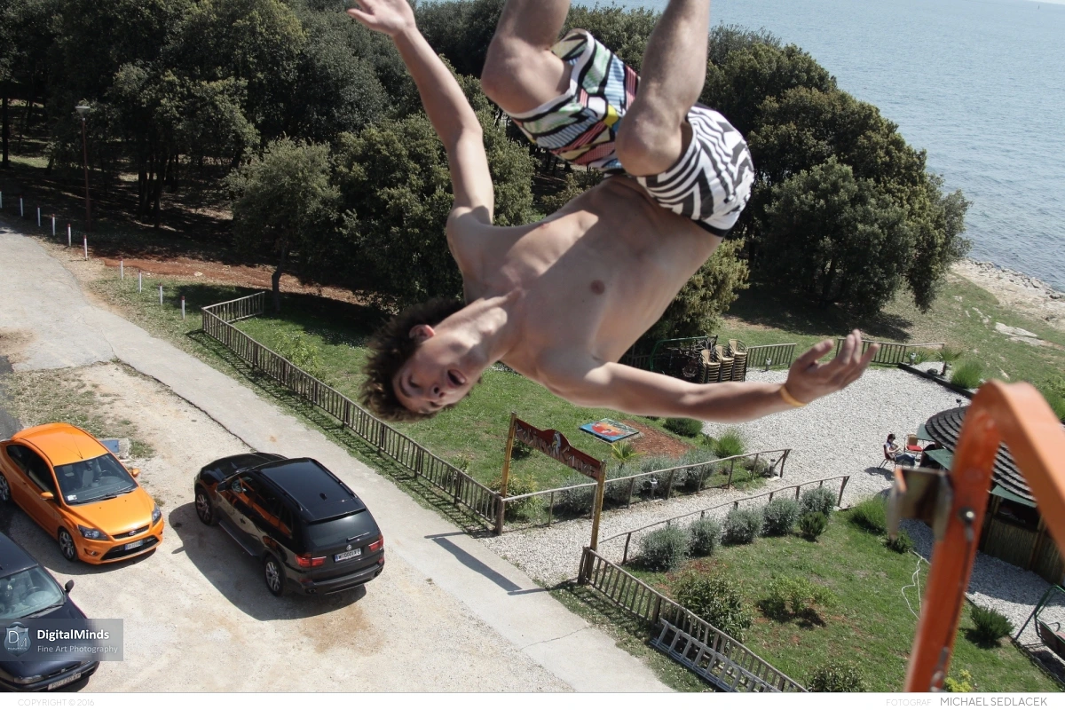 Jumping All Over The World 8782
