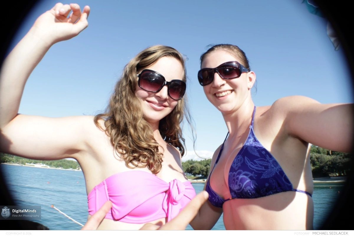 Partyschiff - Donnerstag 8283