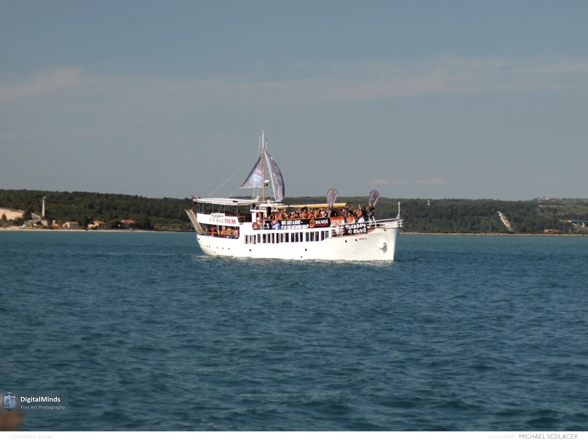 Partyschiff - Freitag 08809