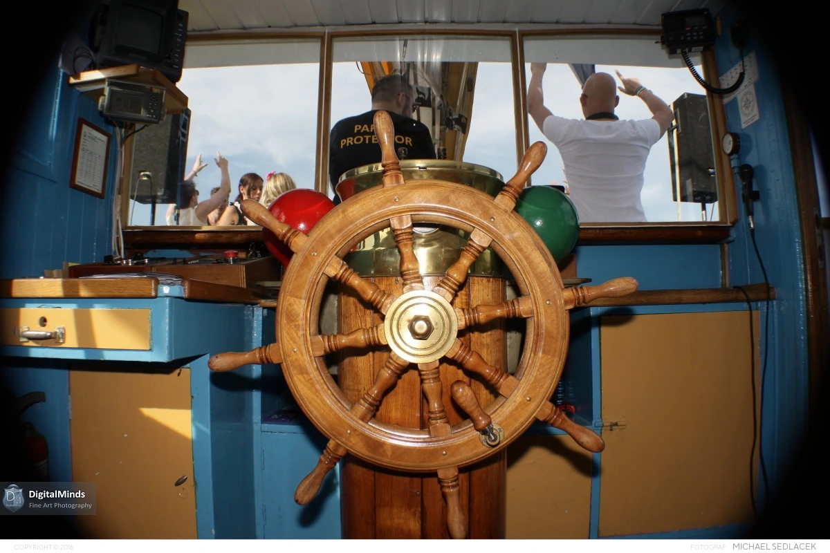 Partyschiff - Samstag Teil 1 9880