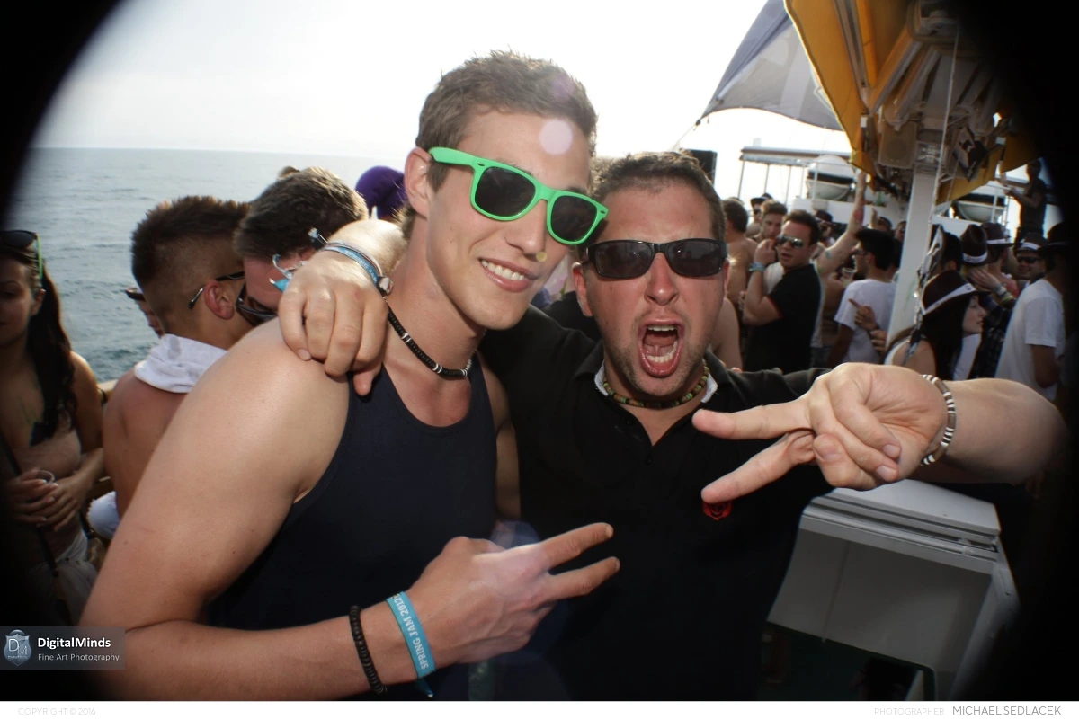 Partyschiff - Samstag Teil 2 0118
