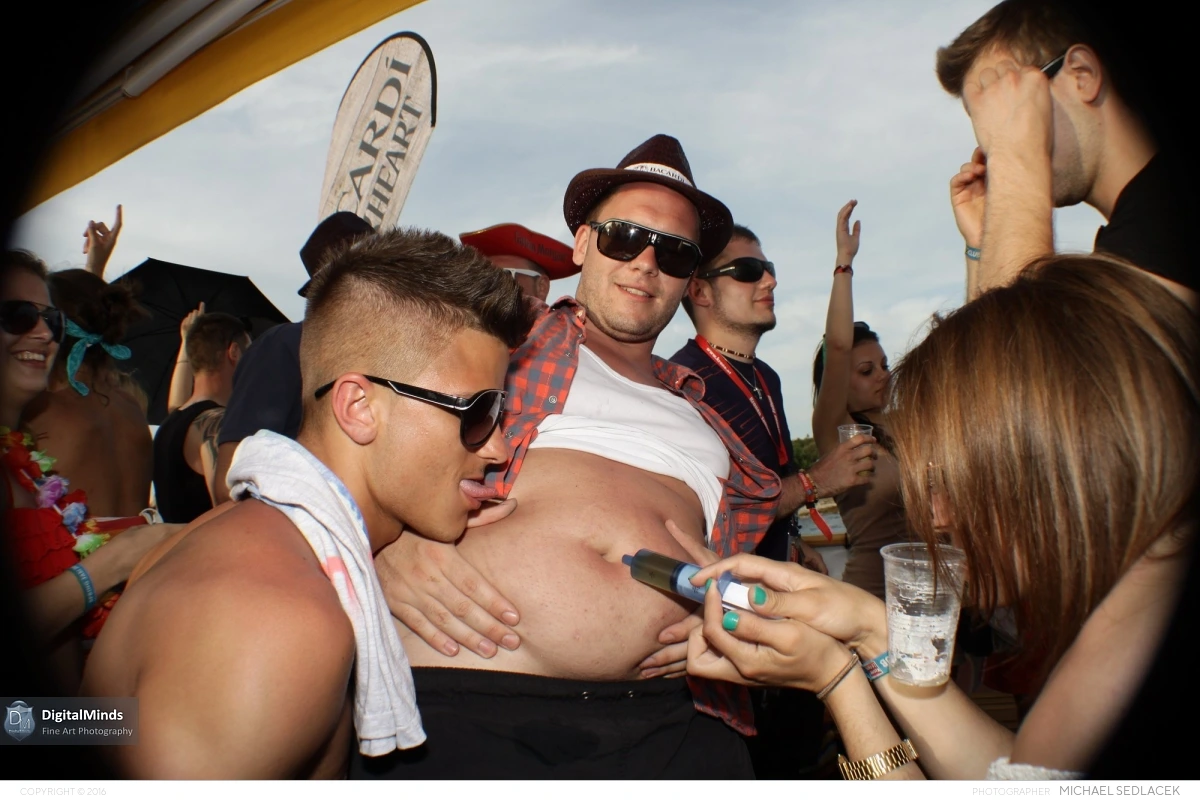 Partyschiff - Samstag Teil 2 0215