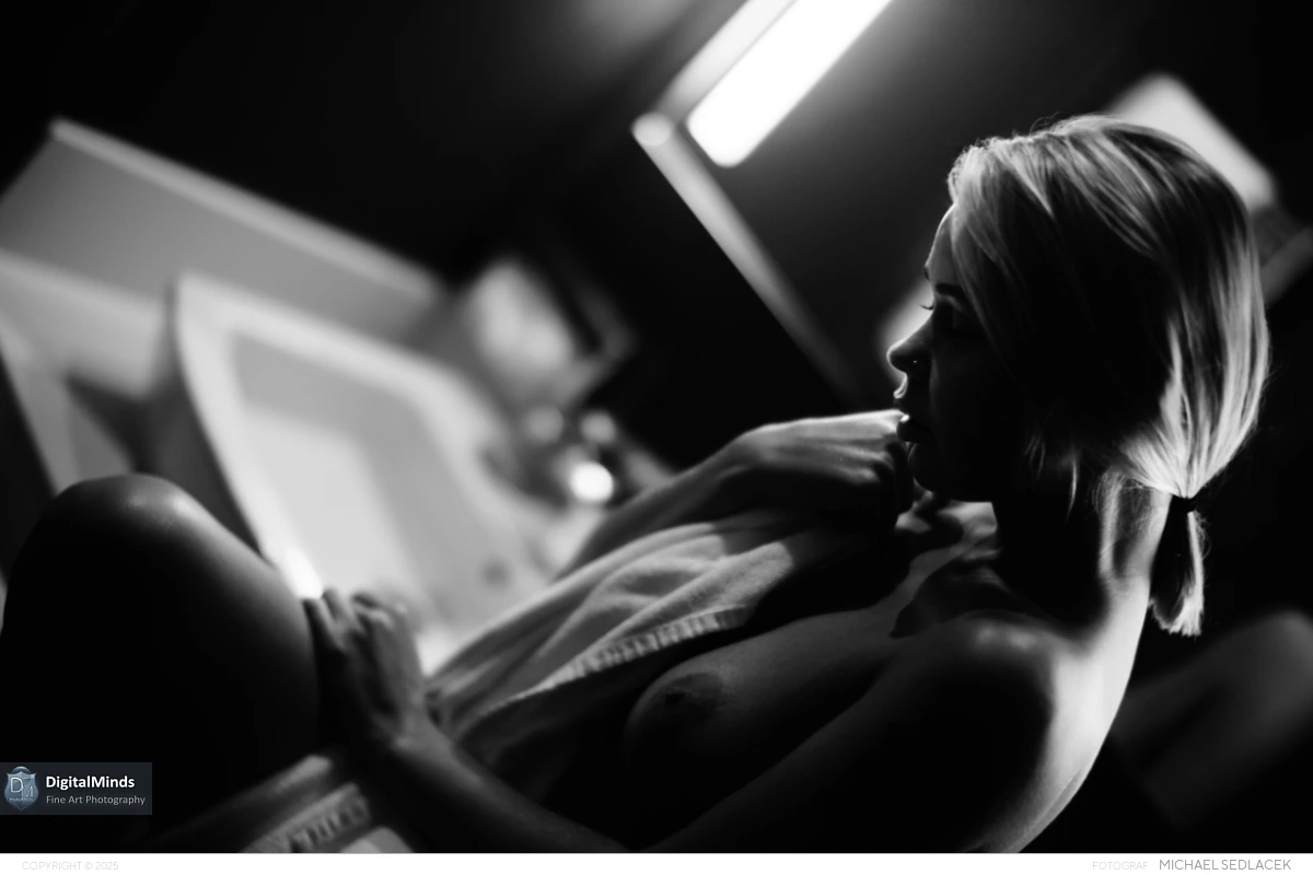 Enjoying Time with Darina Nikitina 02738