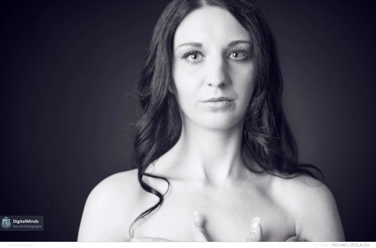 Angelika B 02297