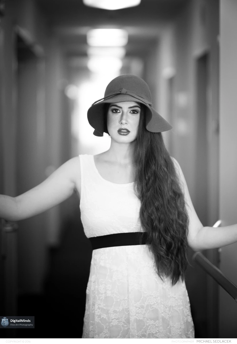 Alexandra S 08233