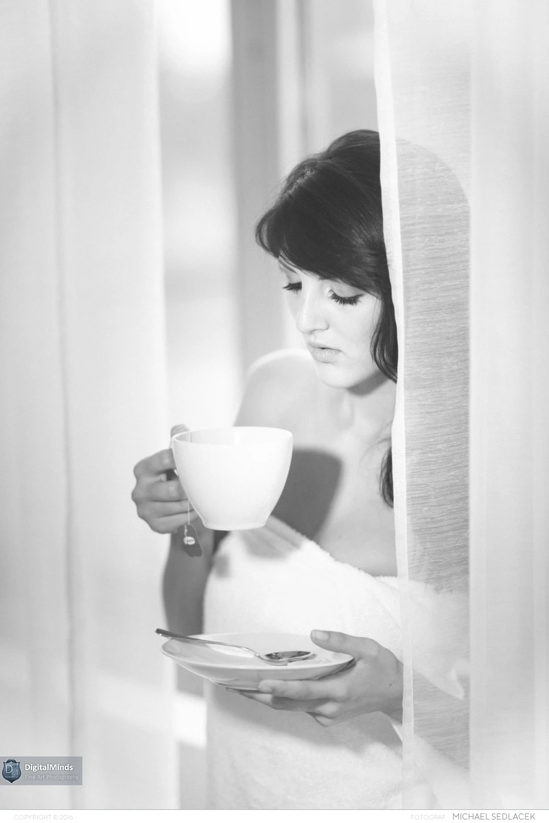 Kissed by the Morning 08168