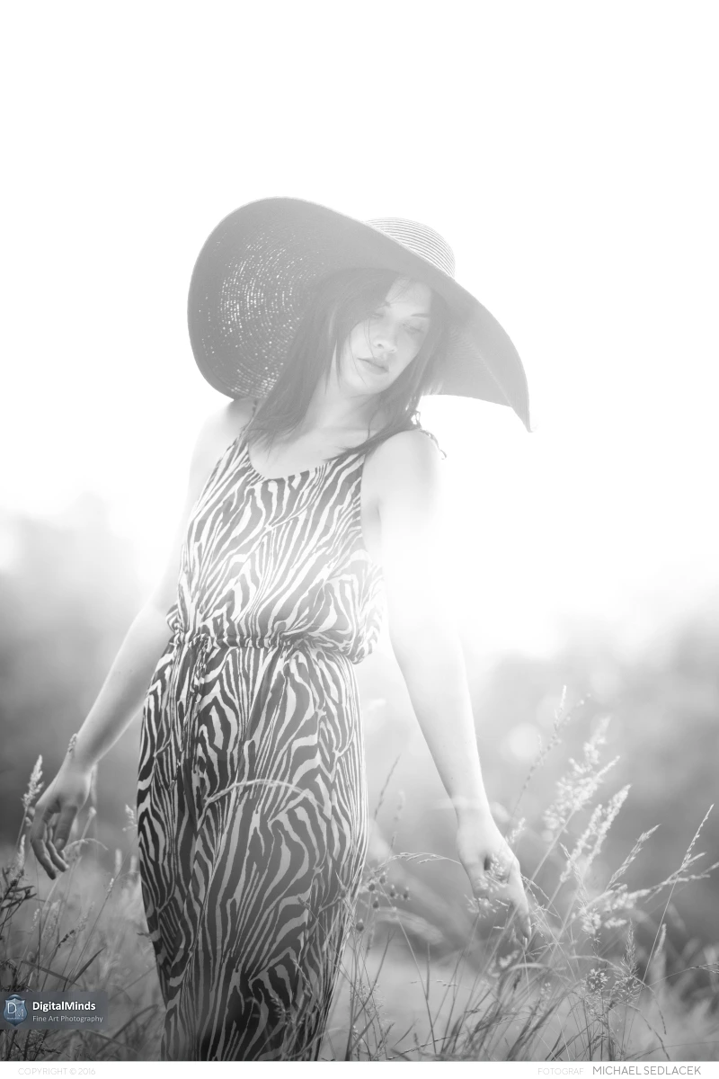 Nadine O 05670