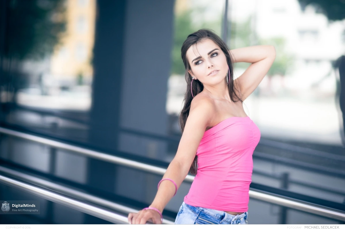 Skater Girl with Viktoria 06258