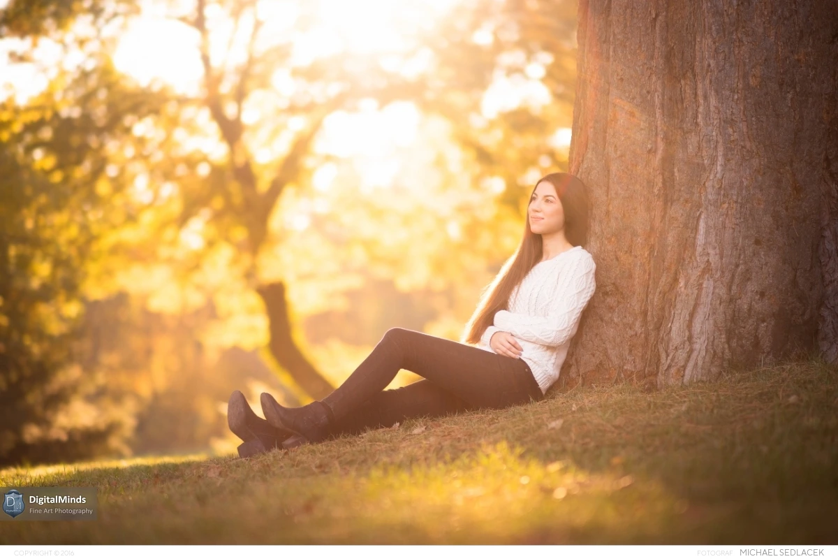 Autumn Breeze with Julia 09719