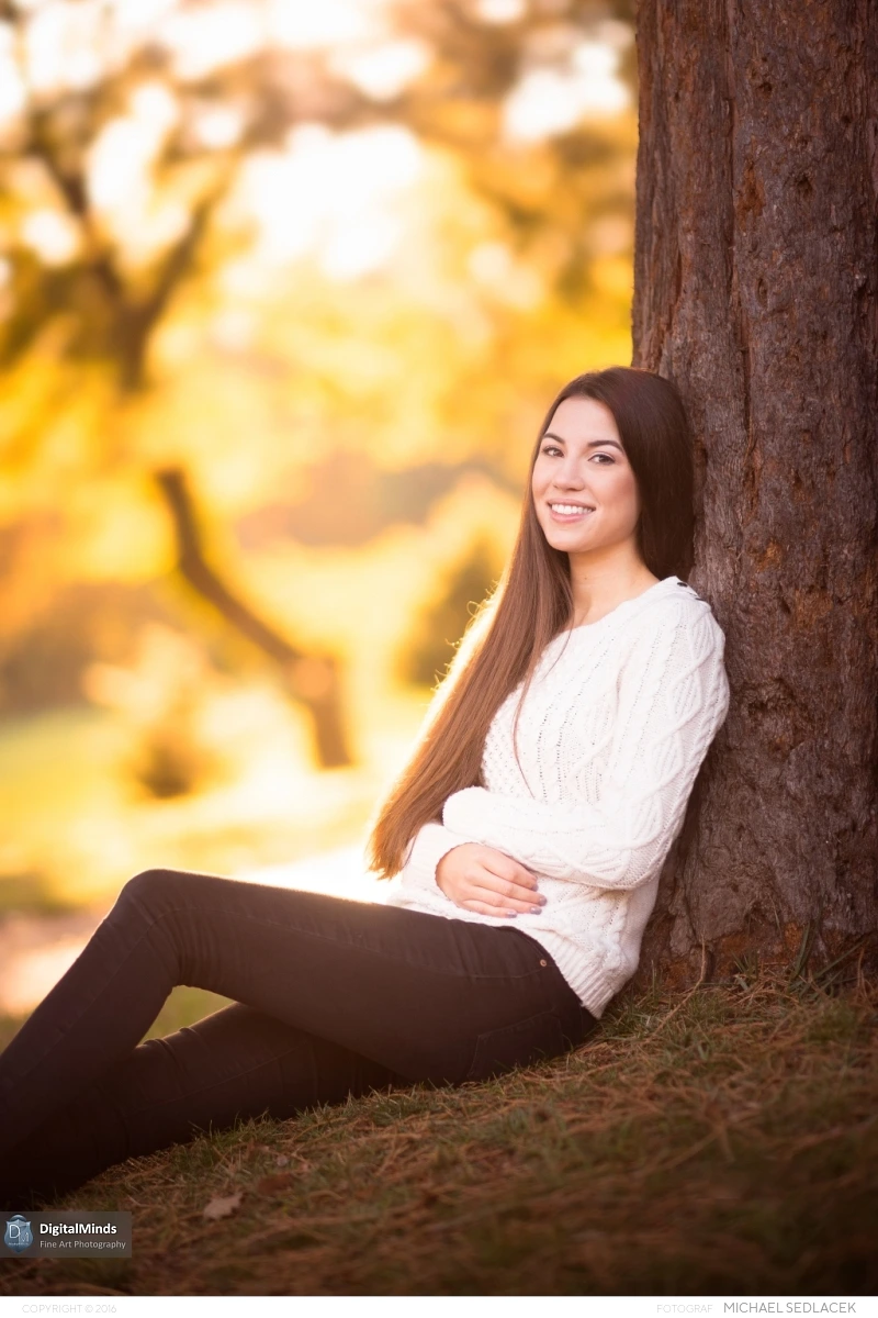 Autumn Breeze with Julia 09722