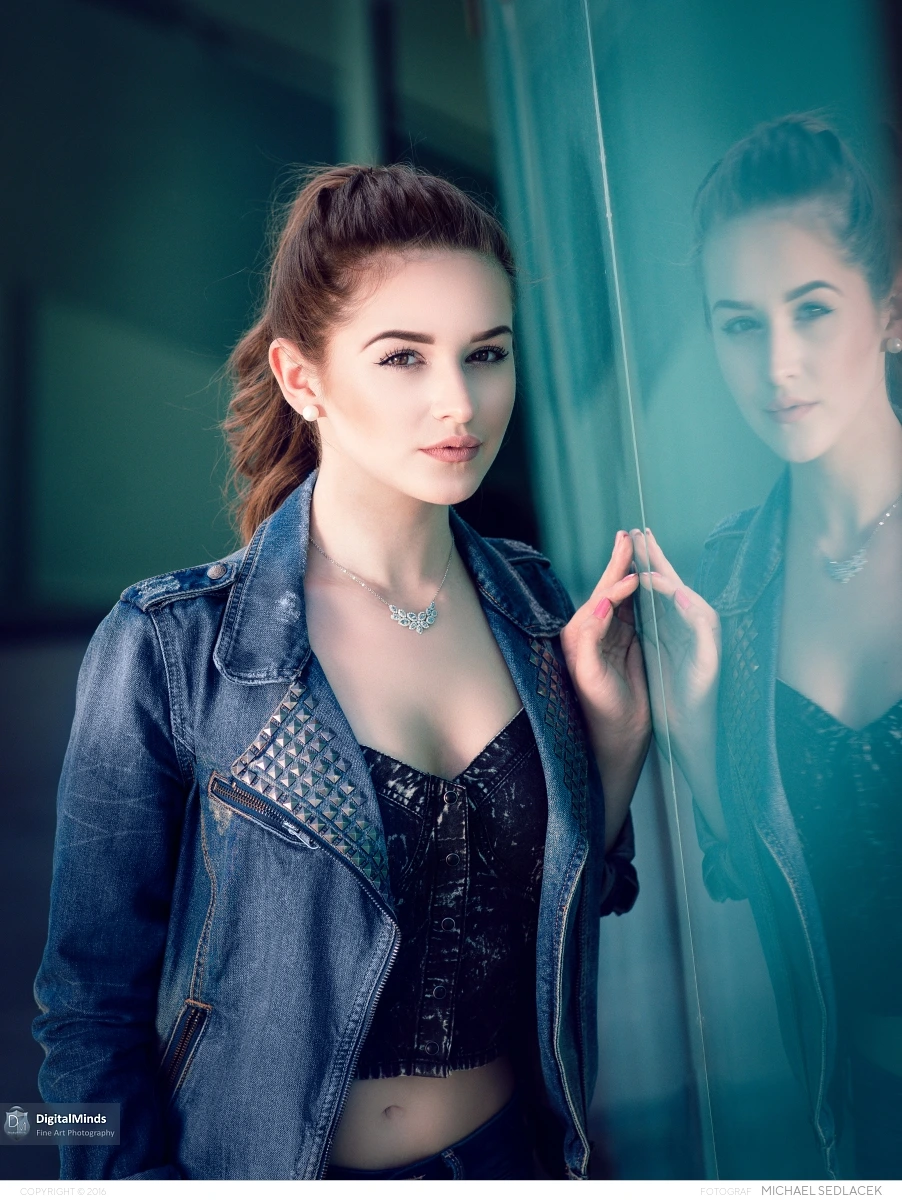 Colorful Life with Selina 08868