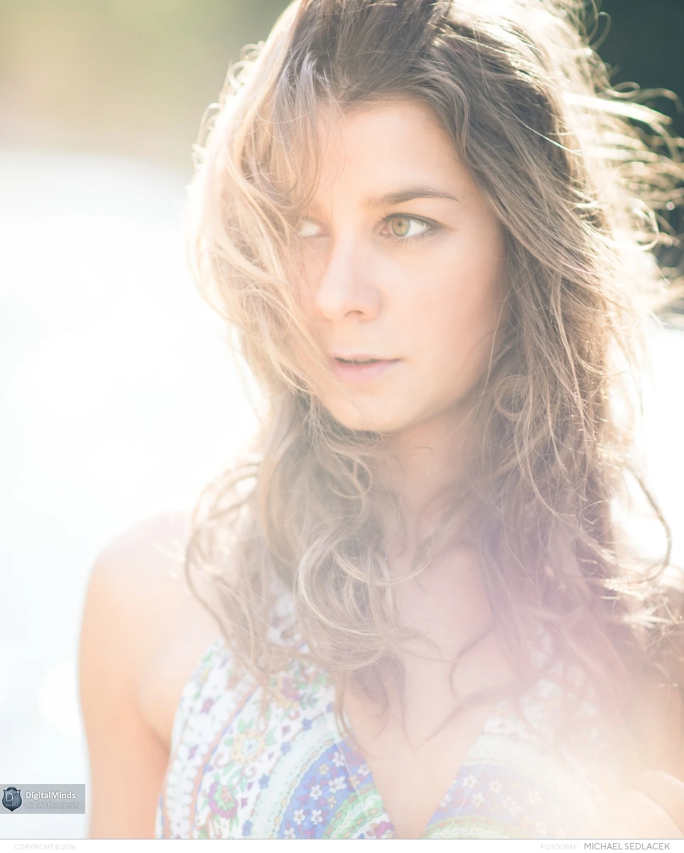 Lightwave of Freedom with Melanie 09689