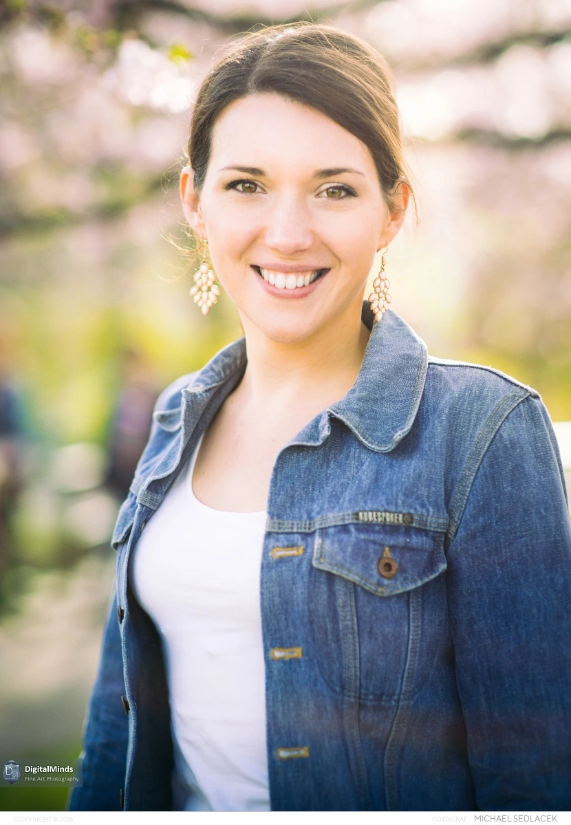 Spring Fever with Karola-Maria 05320