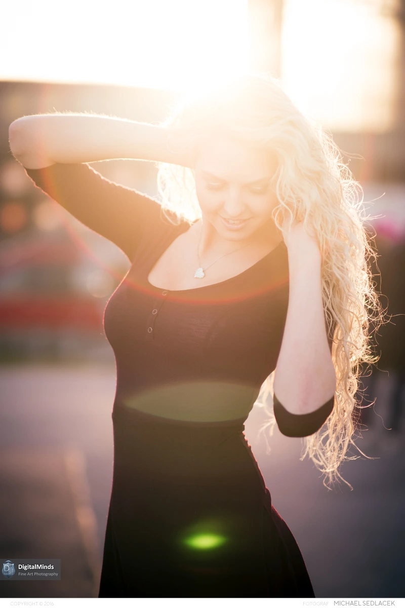 Touching the Lights with Beatrice 03982