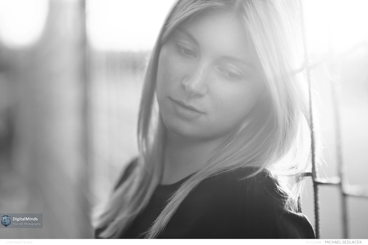 Uncovered Beauty with Stefanie 07098