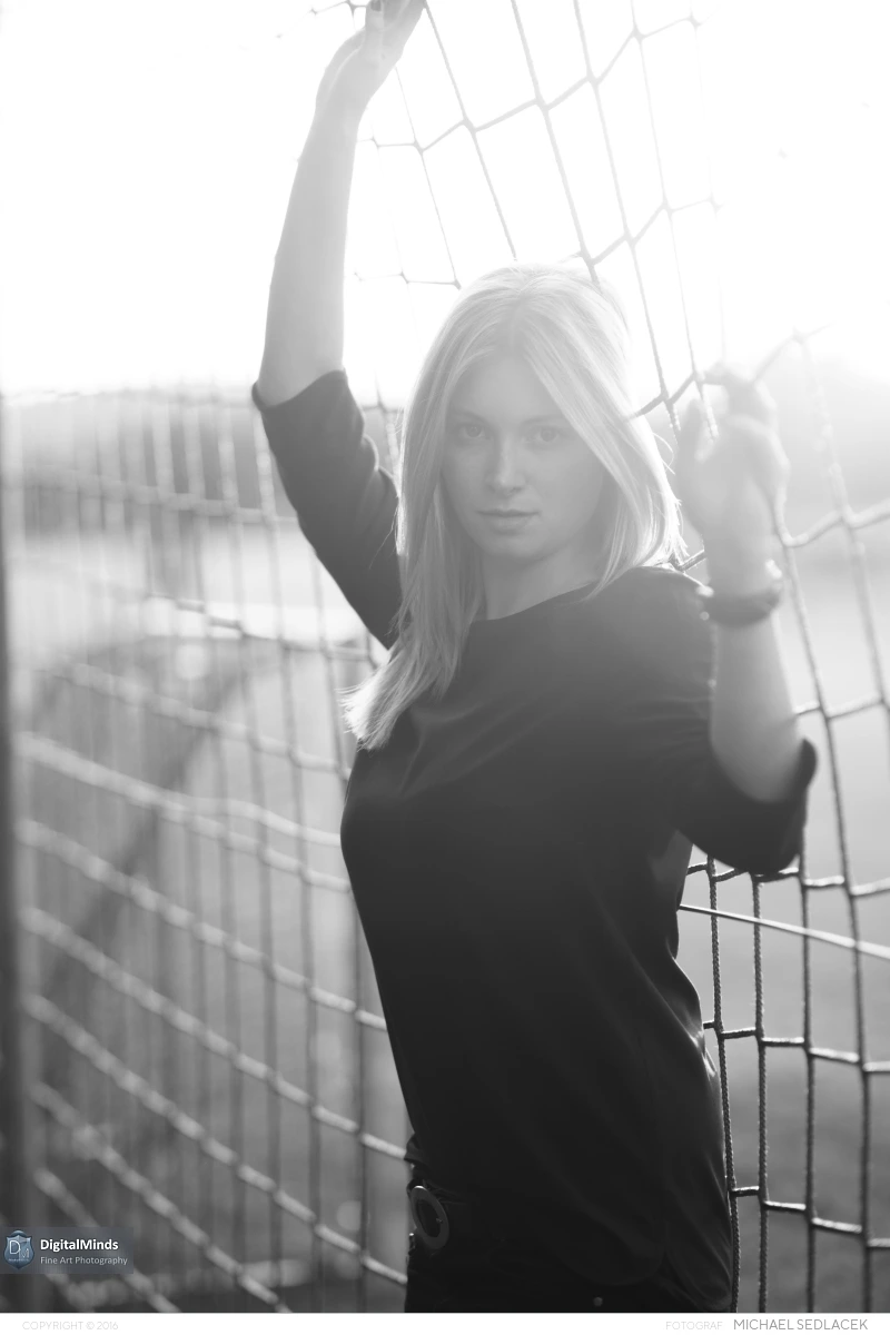 Uncovered Beauty with Stefanie 07127