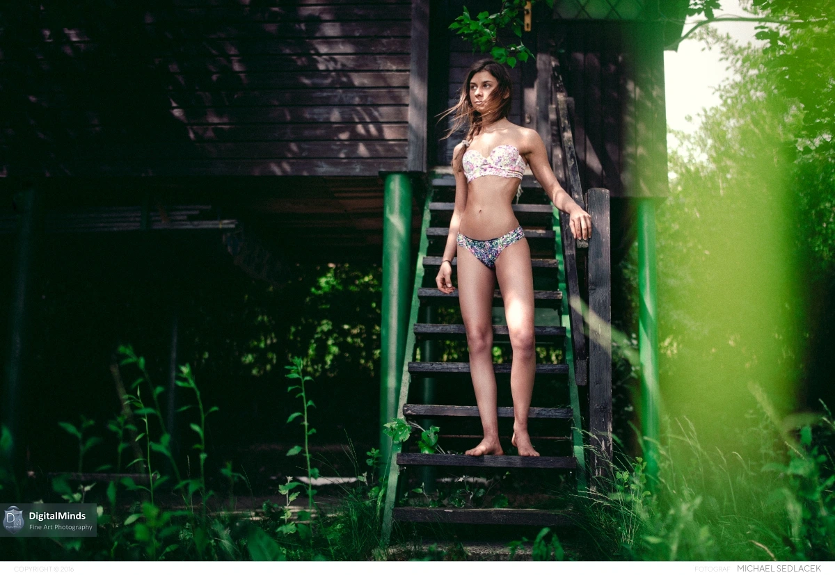 Wild Summer with Melanie 09880