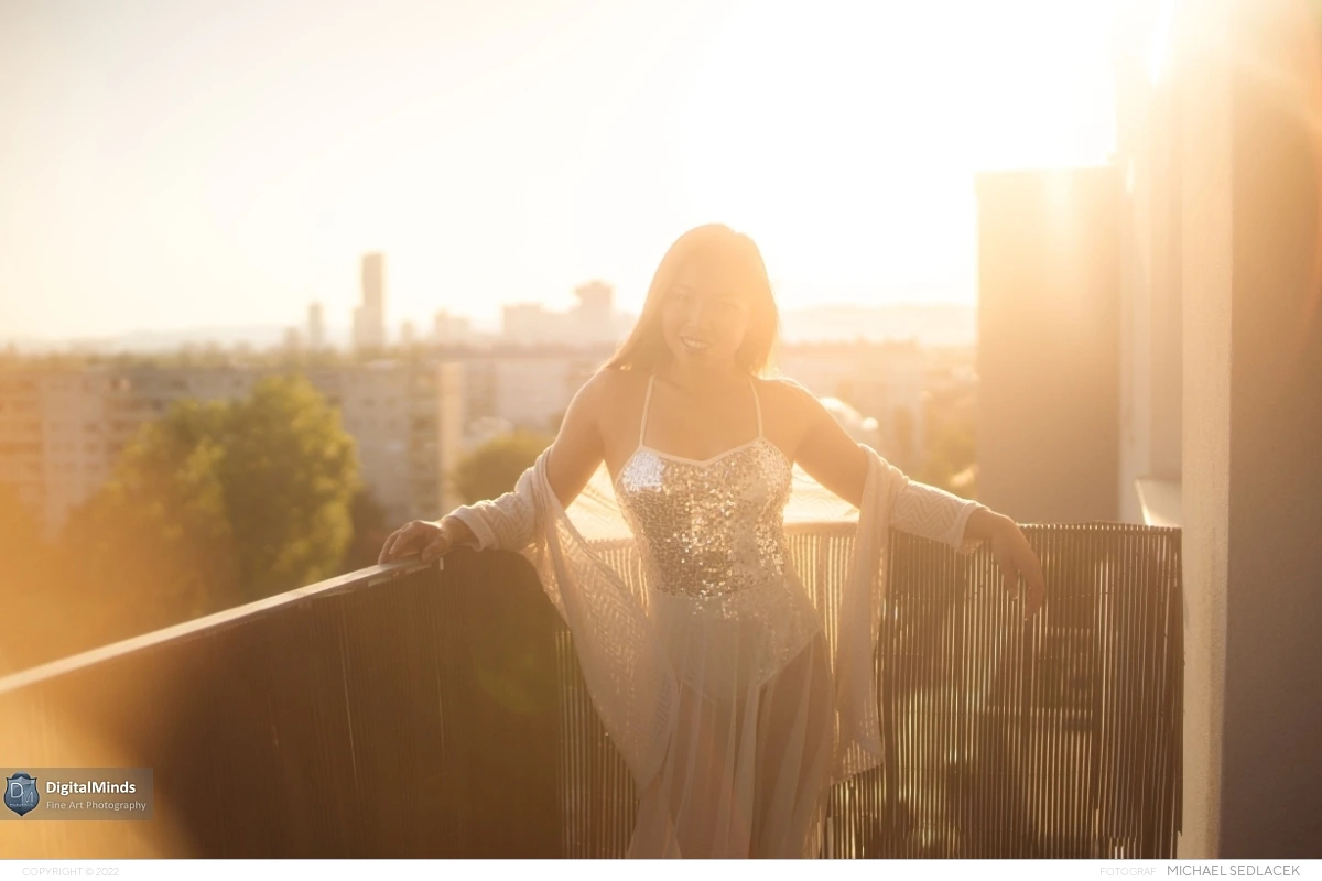 Kissed by the Sun with Jannica 00773