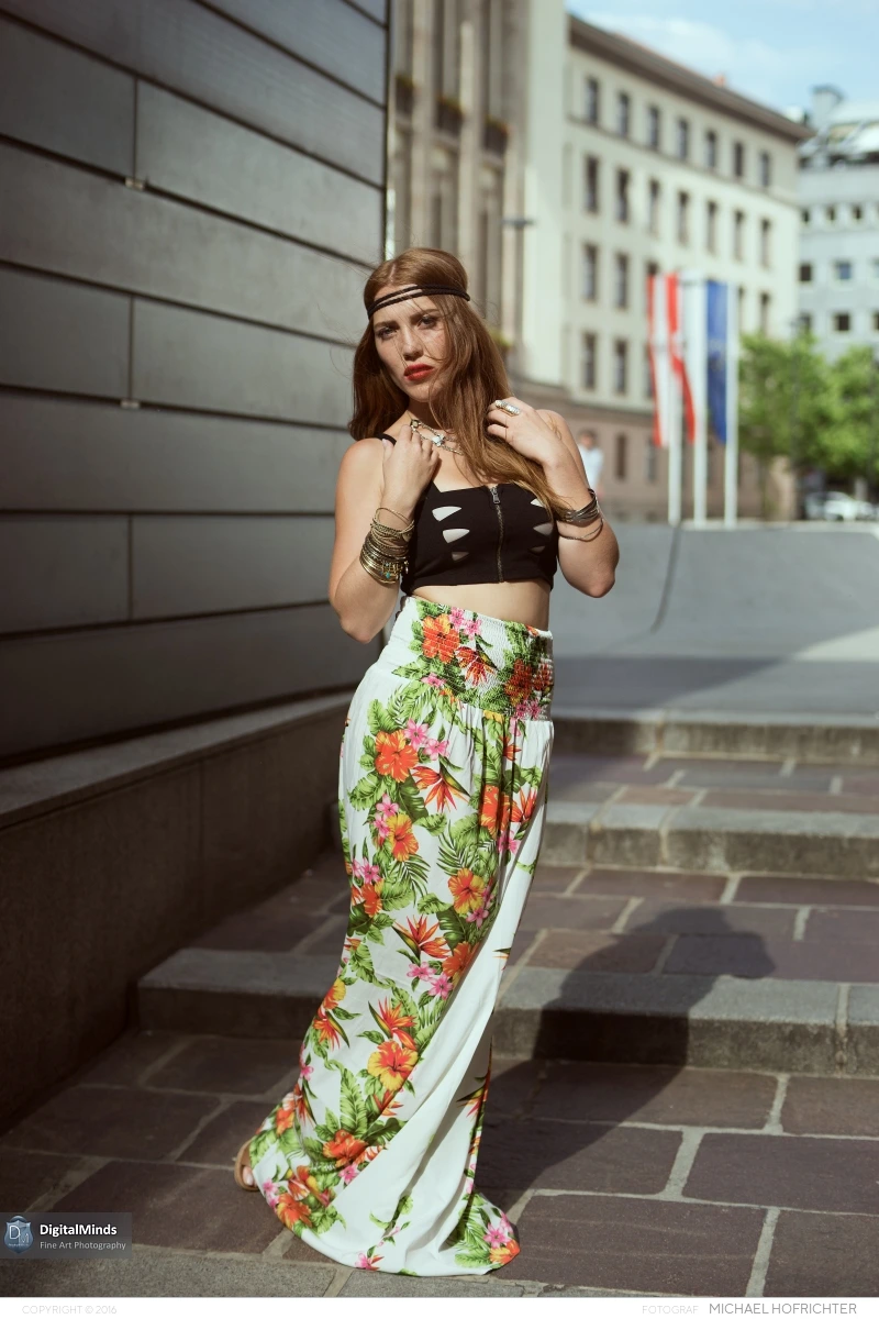 Stefanie M 01550